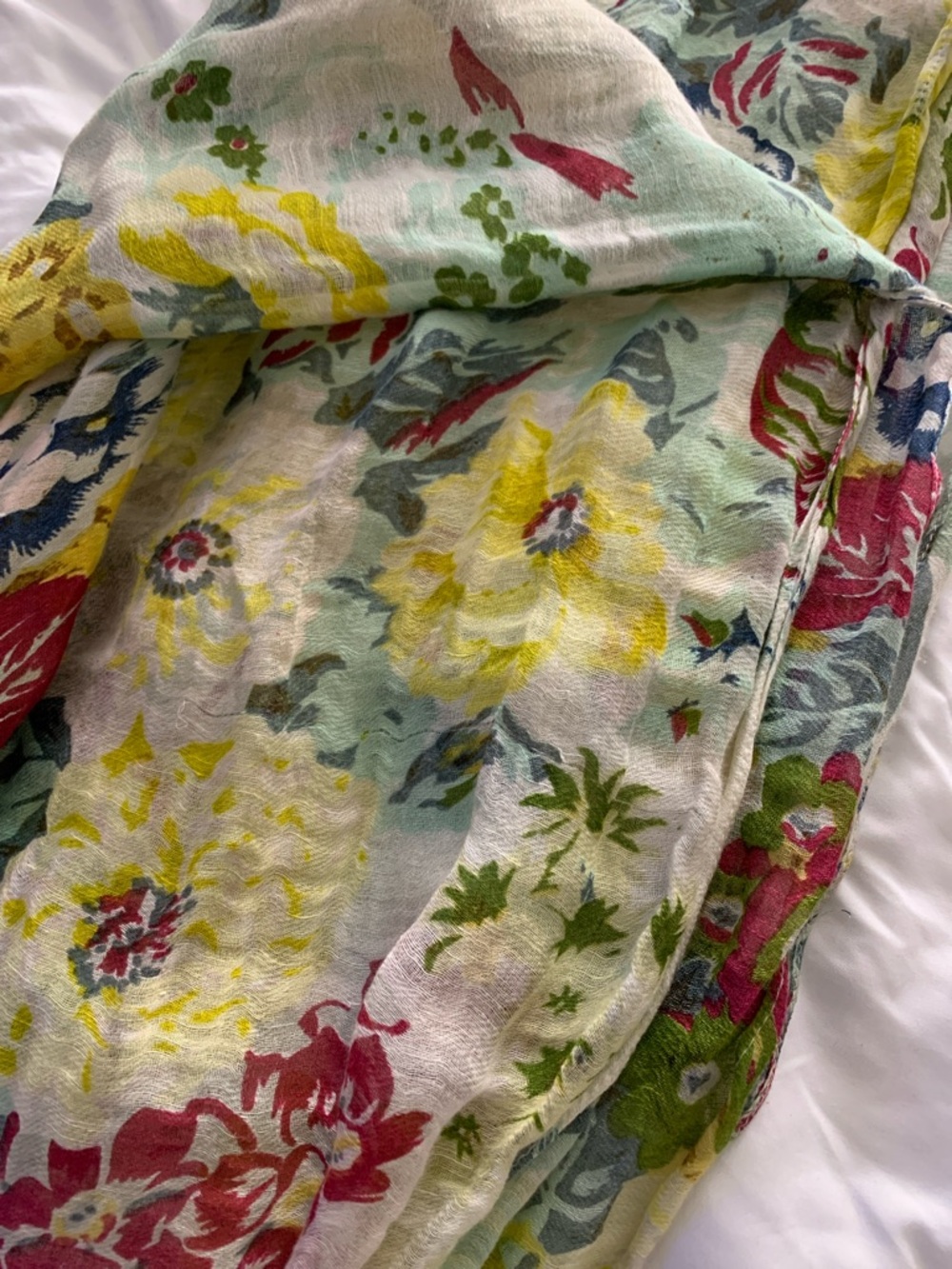 Epice Linen and Cotton Floral Scarf - Picture 2 of 4